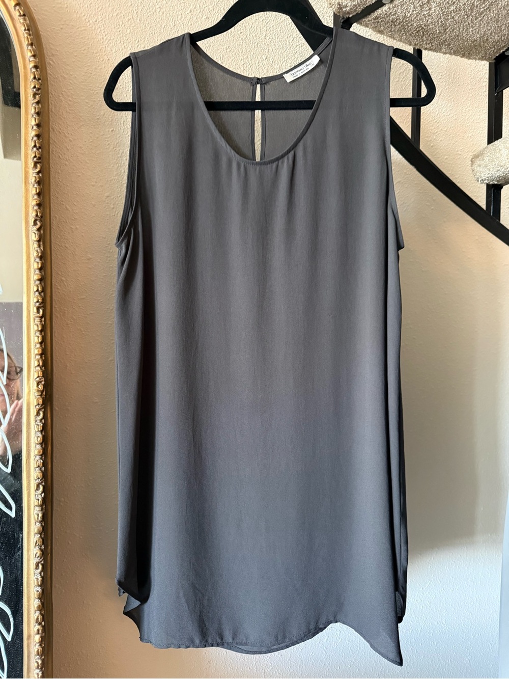Banana Blue Charcoal Gray Chiffon Tank Size Medium